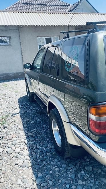 субару вилдернес: Nissan Terrano II: 1995 г., Автомат, Внедорожник — 1