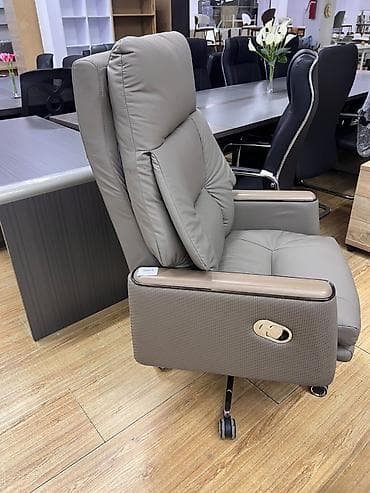 office table: Эргономичное кресло руководителя с реклайнером - Современный дизайн в — 2