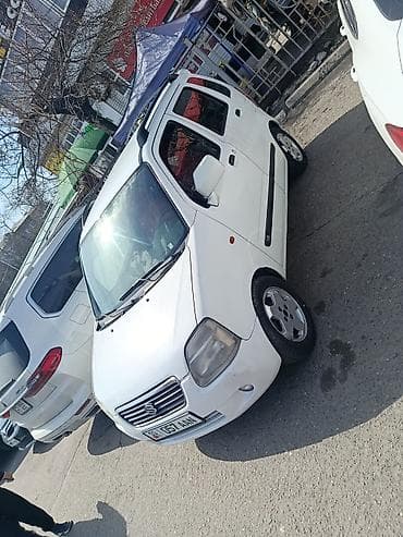 Suzuki Wagon R+: 2001 г., 1.3 л, Механика, Бензин, Минивэн