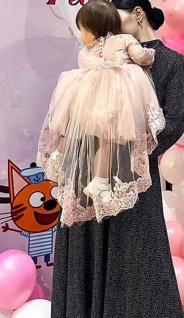 вещи на девочку 3 4 года: Детское платье, Б/у — 4