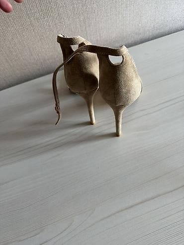 Босоножкалар, 37, Жаңы, түсү - Саргыч боз, Өзү алып кетүү — 3