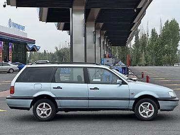 ali osman: Volkswagen Passat Variant: 1994 г., 1.8 л, Ручные, Бензин, Универсал — 2