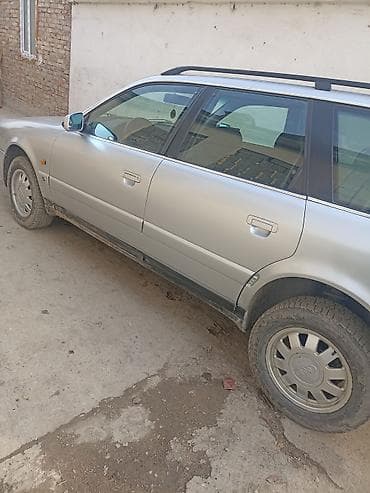 кулиса на ауди: Audi 100: 1997 г., 2.6 л, Механика, Универсал — 5
