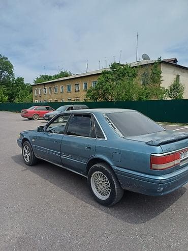 радар авто: Mazda 626: 1988 г., 2 л, Бензин, Седан — 4