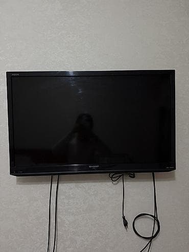 Телевизорлор: Телевизор SHARP AQUOS, LED, диагональ ~32–37" (по габаритам корпуса) — 2