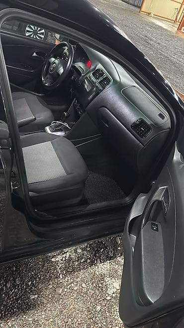 сокулук селекция: Volkswagen Polo: 2012 г., 1.6 л, Автомат, Бензин, Седан — 9