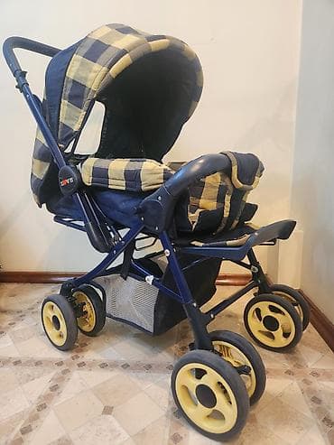 коляска книжка: Коляска, Другой бренд, цвет - Желтый, Б/у, Самовывоз, Платная доставка — 1