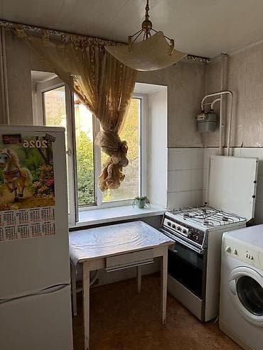 Батирлер: 2 бөлмө, 42 м², 9-мкр Хрущевка, 3 кабат, Ремонт талап кылынат — 7