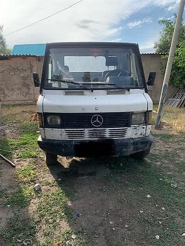 Транспорт: Легкий грузовик, Mercedes-Benz, Стандарт, Б/у — 1