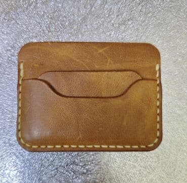 Кожаные чехлы-держатели для карточек/ визиток - Материал