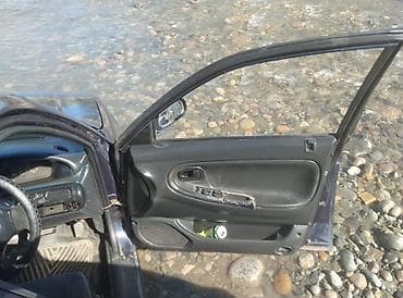 ford ram: Mazda : 1995 г., 2 л, Механика, Бензин, Седан — 8