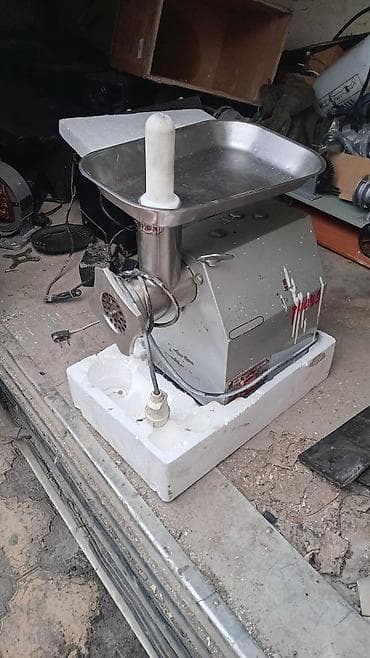 Производство строительных материалов: Промышленная электрическая мясорубка из нержавеющей стали. Описание — 2