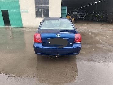 27565 р18: Toyota Avensis: 2003 г., 2 л, Механика, Бензин, Седан — 2