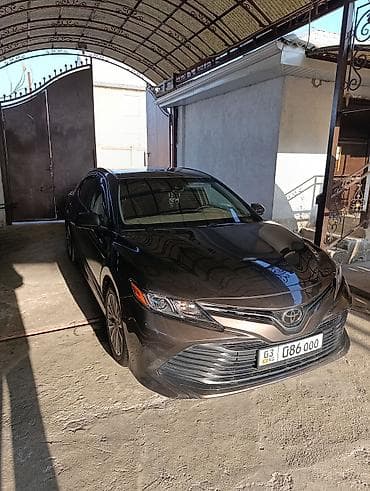 Toyota Camry: 2017 г., 2.5 л, Автомат, Бензин, Седан — 1