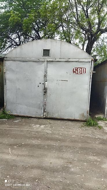 Металлический гараж 3/6 пол забитонированный есть свет гаражный