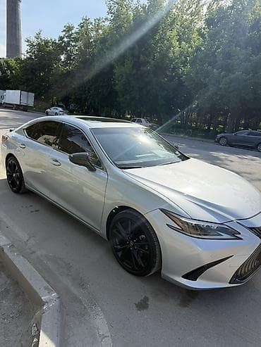 нива лобовое стекло: Lexus ES: 2018 г., 2.5 л, Вариатор, Гибрид, Седан — 3
