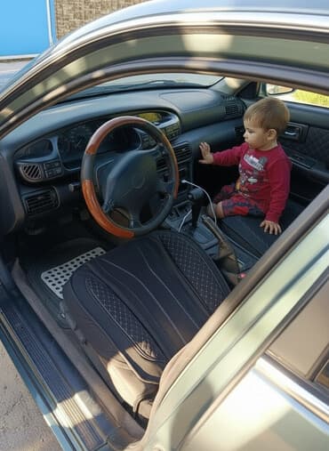 Mazda : 1998 г., 2.5 л, Бензин, Седан