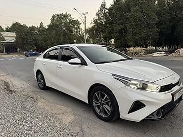 Kia Rio: 2021 г., 1.6 л, Автомат, Бензин, Седан