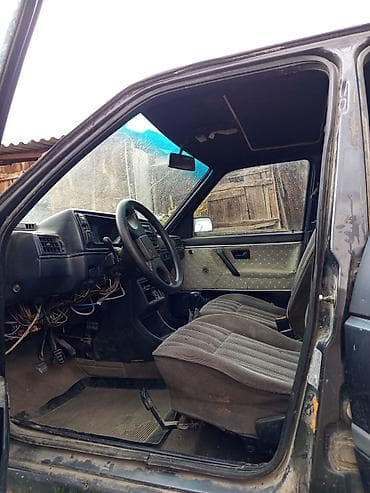 бампер nexia: Volkswagen Golf: 1991 г., Хэтчбэк — 6
