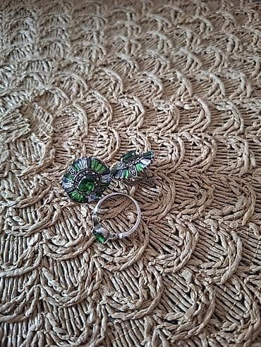 бижутерия египет: Комплект украшений с зелёными камнями. Состав: - Серьги-пусеты с — 1