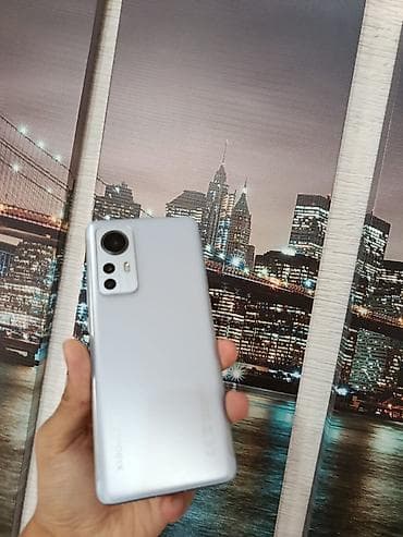 самсунг s8 плюс: Xiaomi, 12, Б/у, 256 ГБ, цвет - Голубой — 1