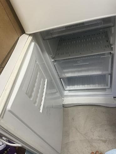 spada step: Холодильник Indesit, Двухкамерный — 3