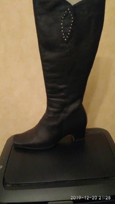 сапоги из натурального меха и кожи: Продаю кожаные деми сапоги в отличном состоянии! Очень мягкая и — 1