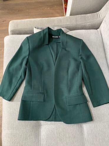 прокат мужских костюмов [возьми на прокат] бишкек фото: Костюм двойка, пиджак и юбка карандаш Отлично подойдет для офиса — 2