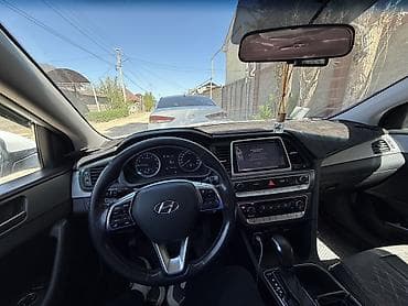 е 210: Hyundai Sonata: 2018 г., 2 л, Автомат, Газ, Седан — 3