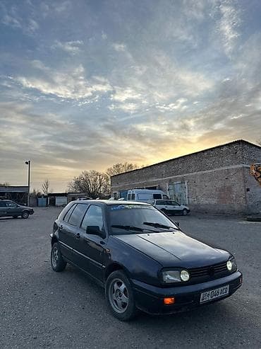 Продажа авто: Volkswagen Golf: 1996 г., 1.8 л, Механика, Бензин, Хэтчбэк — 7