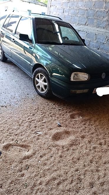 Транспорт: Volkswagen Golf Variant: 1996 г., 1.8 л, Механика, Бензин, Универсал — 6