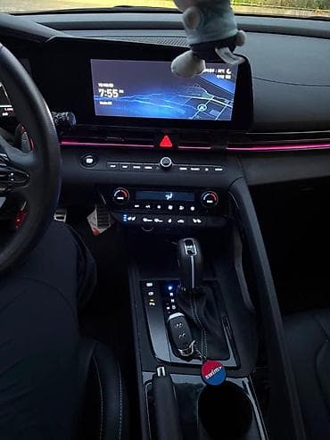 Hyundai Avante: 2021 г., 2 л, Автомат, Бензин, Седан — 10