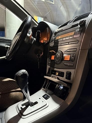 crv 2008: Toyota Corolla: 2008 г., 1.6 л, Робот, Бензин, Седан — 10