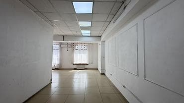 торговый места: Аренда офисов, 40 м², 1 линия — 10