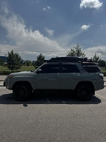 sonlink 200: Toyota 4Runner: 2022 г., Бензин, Внедорожник — 3