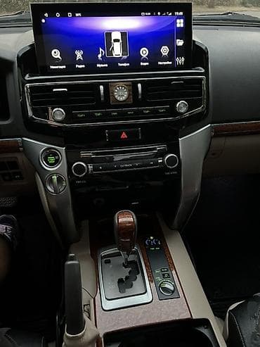 Toyota: Toyota Land Cruiser: 2013 г., 4.6 л, Автомат, Бензин, Внедорожник — 2