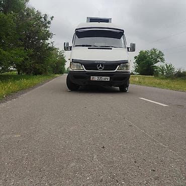Унаа сатуу: Mercedes-Benz Спринтер: 2005 г., 2.7 л, Кол менен иштөөчү, Дизель — 1