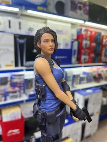 детский домик для кукол: Фигурка из игры Resident evil
Jill Valentine — 5