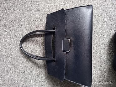 Зер буюмдар: Стильная женская сумка-тоут в классическом черном цвете — 1