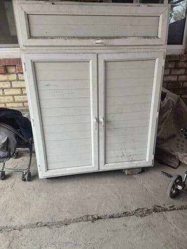 Пластиковые двери