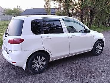 mazda mps: Mazda Verisa: 2003 г., Хэтчбэк — 6