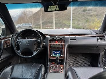 kia ev9: Mercedes-Benz E-Class: 2000 г., 3.2 л, Автомат, Бензин, Седан — 8