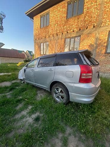 Кузовные детали: Аварийное состоянияда Тойота виш сатылат. баардык запчастары бар — 1