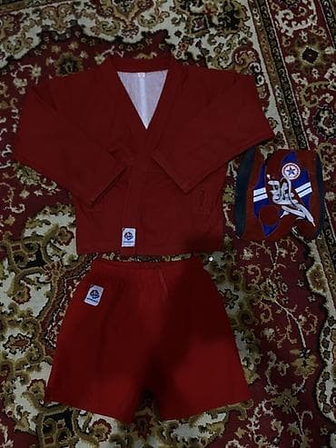 Комплект для занятий самбо (красный) Состав набора: - Куртка самбо с
