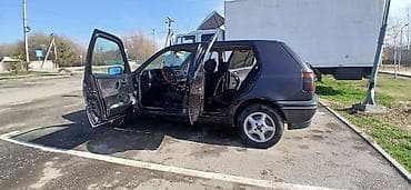 голф 3 двери: Volkswagen Golf: 1992 г., 1.8 л, Бензин, Хэтчбэк — 4