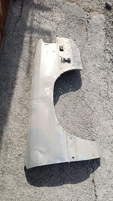 audi: Audi 100: 1990 г. — 1