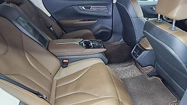 m5 e60: Dongfeng : 2021 г., 2 л, Автомат, Электромобиль, Седан — 10