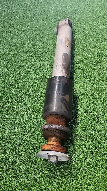 bmw e20: Амортизатор заданий е61 универсал 7 841 692 Год 2008 В отличном — 4