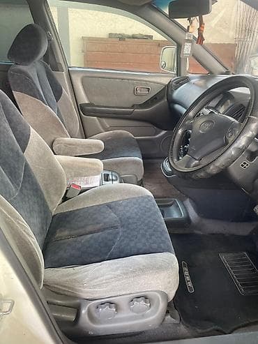 1999: Toyota Harrier: 1999 г., 3 л, Автомат, Бензин, Кроссовер — 5