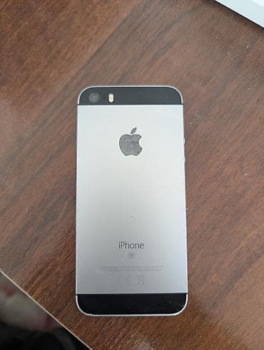 Техника и электроника: IPhone SE, Б/у, 32 ГБ, Серебристый, 84 % — 2
